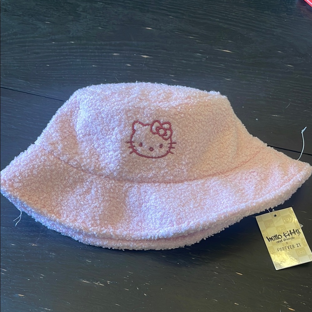 Forever 21 Light Pink Fuzzy Bucket Hat